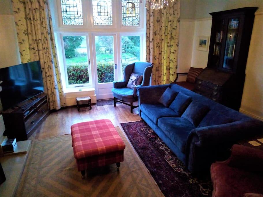 Tranquil Getaway Near Brecon Beacons Apartment Llandovery Exterior photo